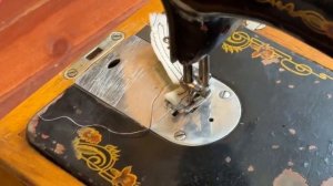 Швейная машинка ПМЗ 2М с ручным приводом