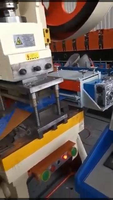 станок для производства прямого подвеса 300