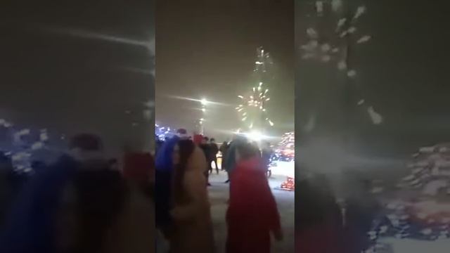 Салют в городе Пушкино.Серебрянка смотреть онлайн