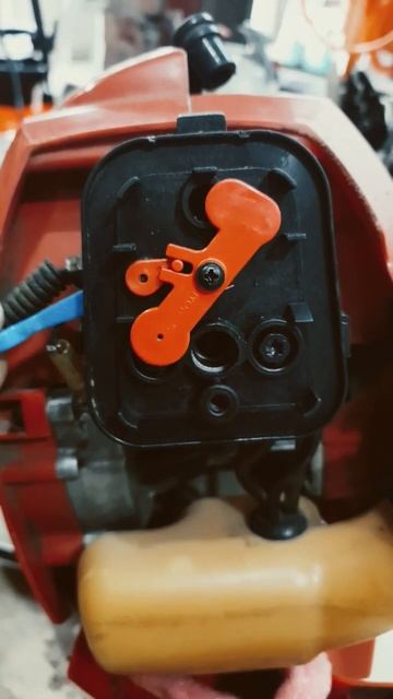 Корпус воздушного фильтра мотокосы смотреть онлайн