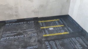 Шуманет 100 комби (укладка в квартире)