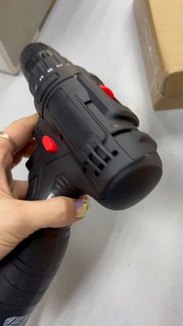 НОВЫЙ Аккумуляторный шуруповерт 12V! смотреть онлайн