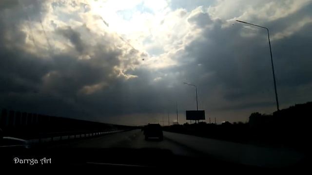 Только. Посмотрите. На Это. Небо *Q* смотреть онлайн