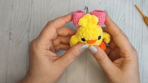 Цыплёнок вязаный крючком, цыпленок из плюшевой пряжи ?