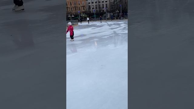 Коньки 2 марта смотреть онлайн