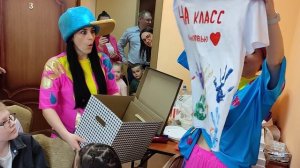 Фокус с футболкой. 1 Школа Выпускной 4а класс Посёлок Пангоды Надымский район ЯНАО 17 Мая 2025г.