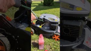 Замена масла в газонокосилке Eland 445