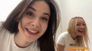 ВИДНО СОСКИ ЧЕРЕЗ ФУТБОЛКУ