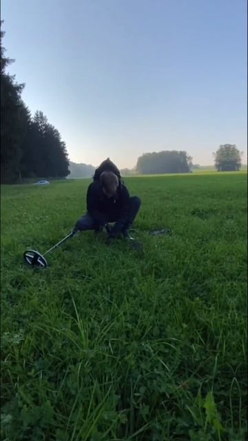 Коп с металлоискателем в Германии | 1 сезон - 6 серия #Short смотреть онлайн