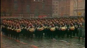 7 ноября 1974 года. Военный парад.