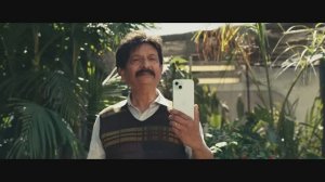 iPhone 15 Plus – Большая батарея – Apple Реклама