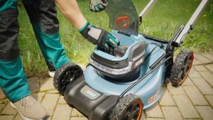 Аккумуляторная самоходная газонокосилка SENIX LSSX2-H-EU