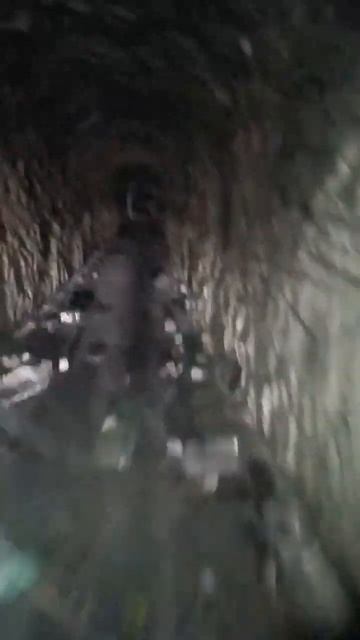 Нашли туннель в горе | в конце было что-то неизвестное😰//#рекомендации #shorts #подпишись #страх смотреть онлайн