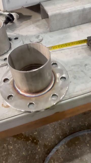 сваршик номер 1 дахшатми? #узбекистан #сваршик #svarshik #ozbe смотреть онлайн