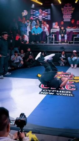flow switchin' w/ ease  B-Boy Buckshot