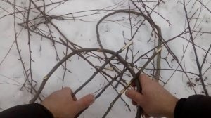 Как сделать снегоступы. Зимняя прогулка