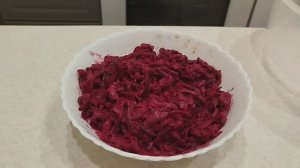 САЛАТ ИЗ ТРЕХ ИНГРИДИЕНТОВ, ОДИН ИЗ КОТОРЫХ МАЙОНЕЗ. БЫСТРО ПРОСТО И ВКУСНО