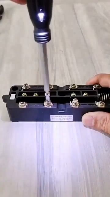 Электрическая отвертка 6 в 1 за 690р смотреть онлайн