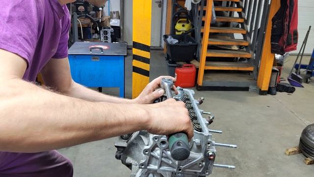 Сборка двигателя Honda L15A смотреть онлайн