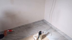 Угловые плиточные швы между стеной и полом НУЖНО СИЛИ?