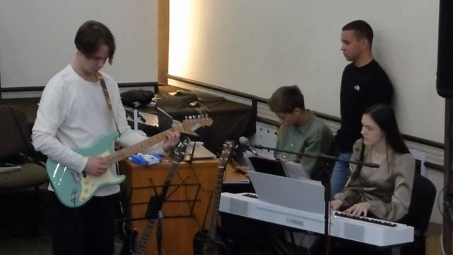 Он пришел и умер за меня,  хор  18.05.2025