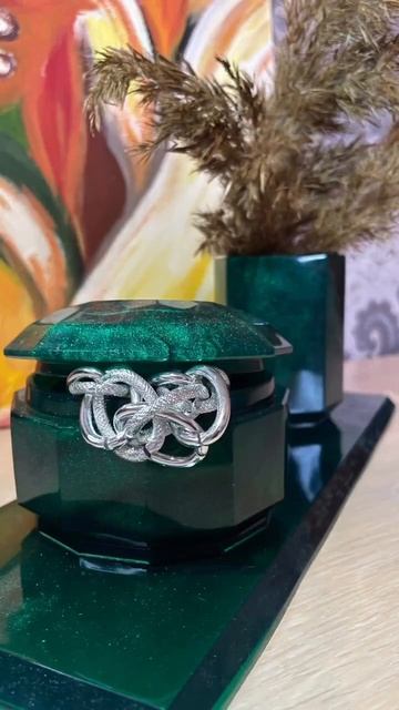 Изделия из эпоксидной смолы🪷 #handmade #интерьер #ручная_работа #вазон  #шкатулки #женскиештучки