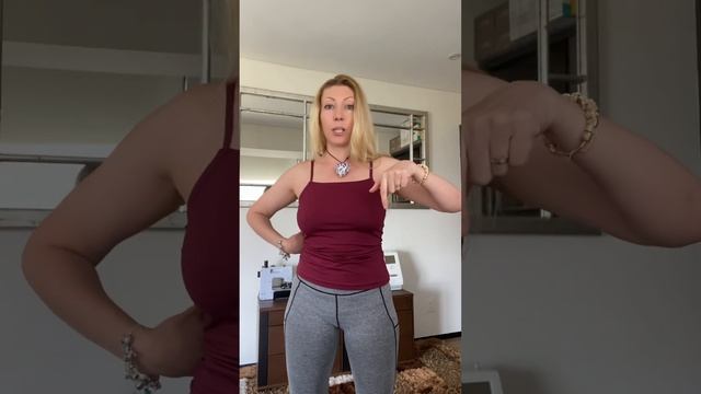 Йоганутая Вязальщица | Коррекция Спины. Жилет для осан смотреть онлайн