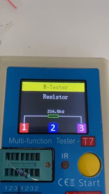 Транзистор тестер или тестер компонентов #shots смотреть онлайн