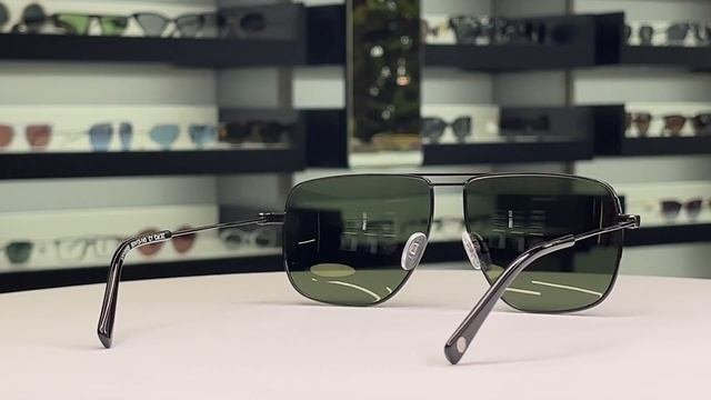 Подборка стильных солнцезащитных очков Valentin Yudashkin 1009S