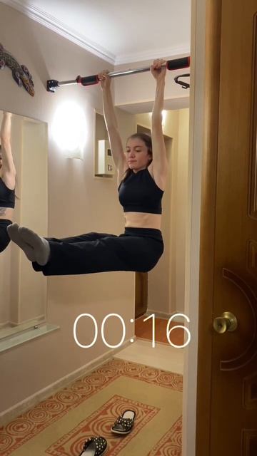 Уголок #sport #подтягивания #workout #турник #уголок #training #тр? смотреть онлайн