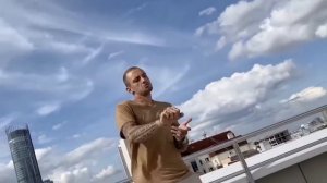 пиджаков. песня Карамелька