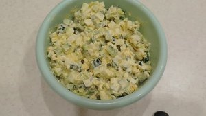 СВЕЖИЙ САЛАТ НА РАЗ ДВА ТРИ ИЗ ПРОСТЫХ ИНГРИДИЕНТОВ