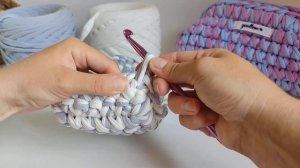 самая модная косметичка крючком