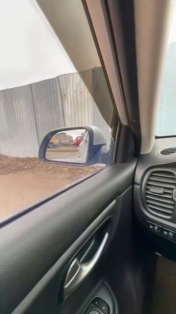 Тема: Идеальный способ парковки задним ходом к бордюр? смотреть онлайн