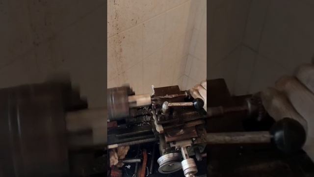 Установили и настроили токарный станок. смотреть онлайн