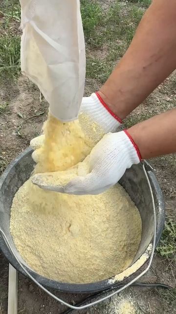 Измельчитель зерна KEDR K3300 смотреть онлайн