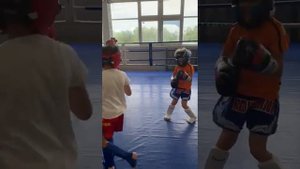 Кикбоксинг дети. Тренировка!