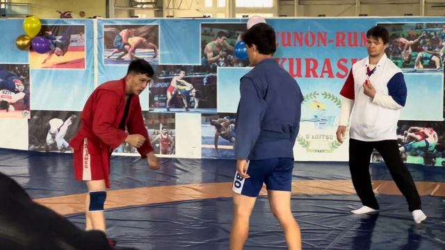 САМБО 71кг схватка на соревнованиях среди студентов