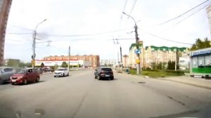 Опасные маневры двух водителей