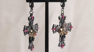 Украшения. Серьги в готическом стиле.