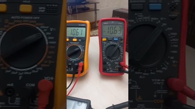 тестер слева за 800р , справа за 2300р. сравнение... смотреть онлайн