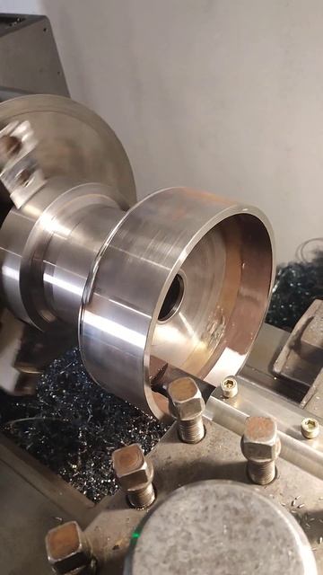 чистовая обработка корпуса 200 гранулятора смотреть онлайн