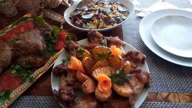 Красивый стол для гостей. Belle table pour les invités смотреть онлайн