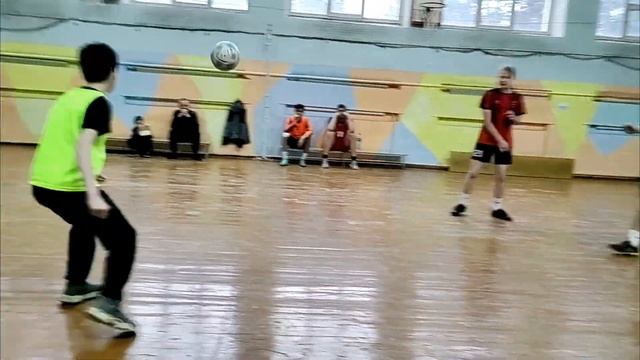 Футбольный турнир, посвящённый Дню семьи. МБОУ СОШ 32 смотреть онлайн