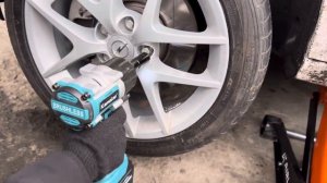 Аккумуляторный ударный гайковерт KAMOLEE