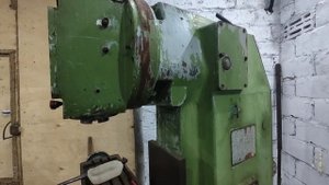 Осмотр фрезерного станка 6Р11