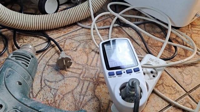 инвертор 12/220v Китайских "4000w " ;) смотреть онлайн