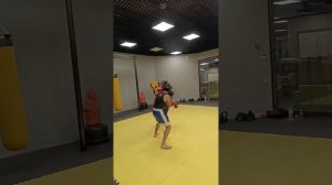 Проигрывал, но вспомнил СССР бокс.