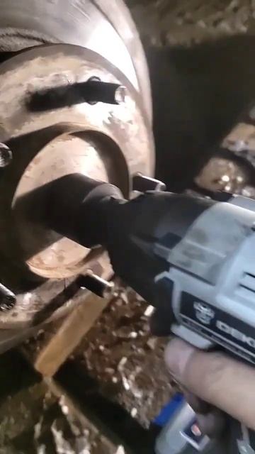 гайковерт DEKO DKBW20 ступица нива 21214 2329 смотреть онлайн