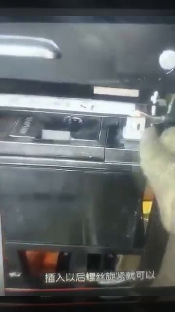 Заправка олією дизельного генератора смотреть онлайн